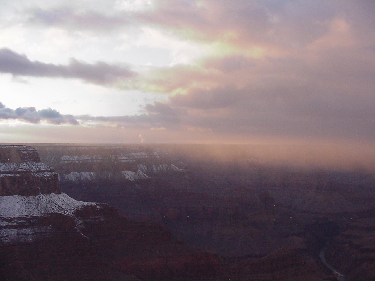 GC sunset7.jpg, 98285 bytes, 1/16/01