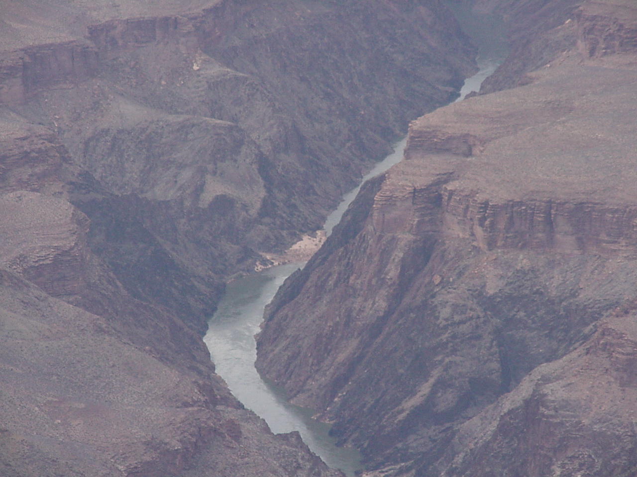 GCriver2.jpg, 155026 bytes, 1/16/01