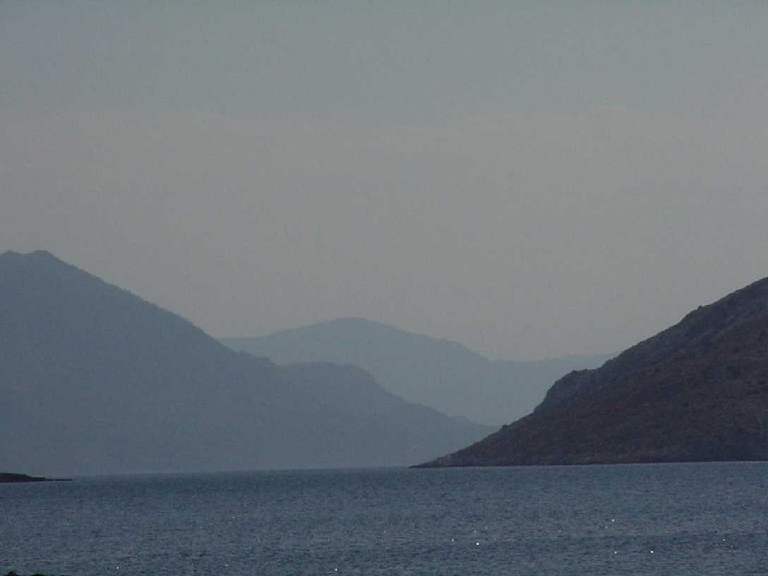 athens2.jpg, 30709 bytes, 7/3/01