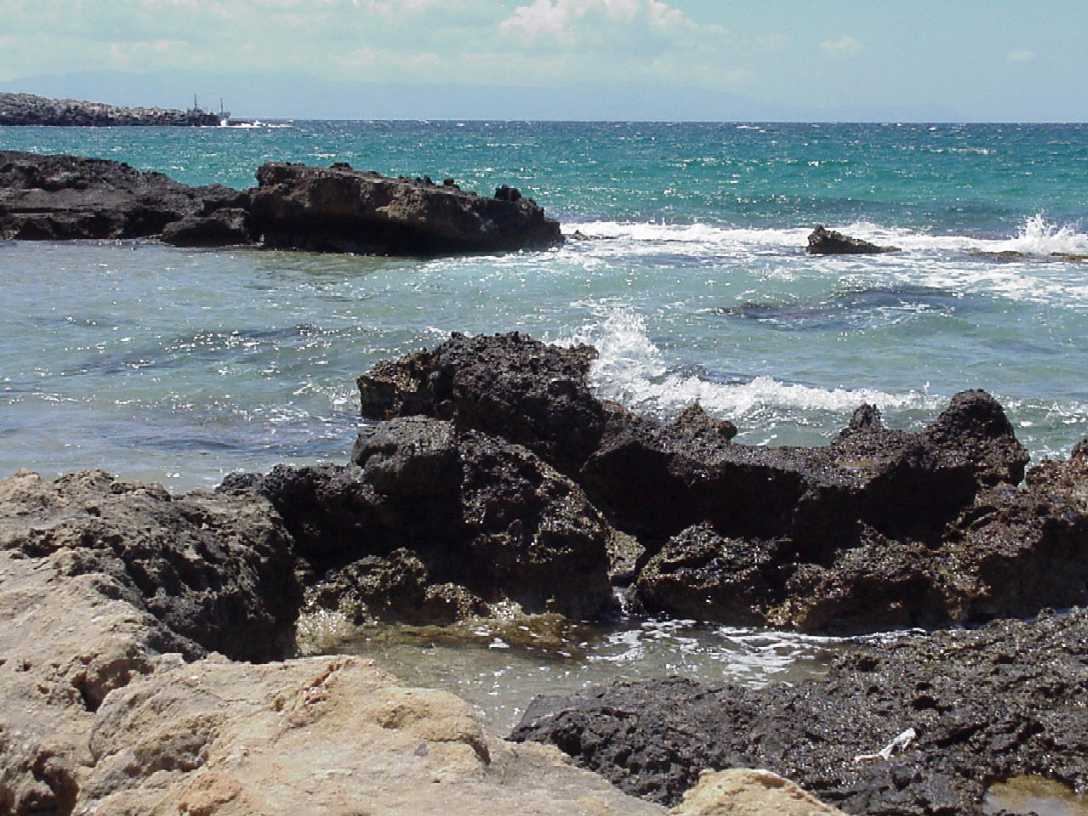 crete3.jpg, 118163 bytes, 7/3/01
