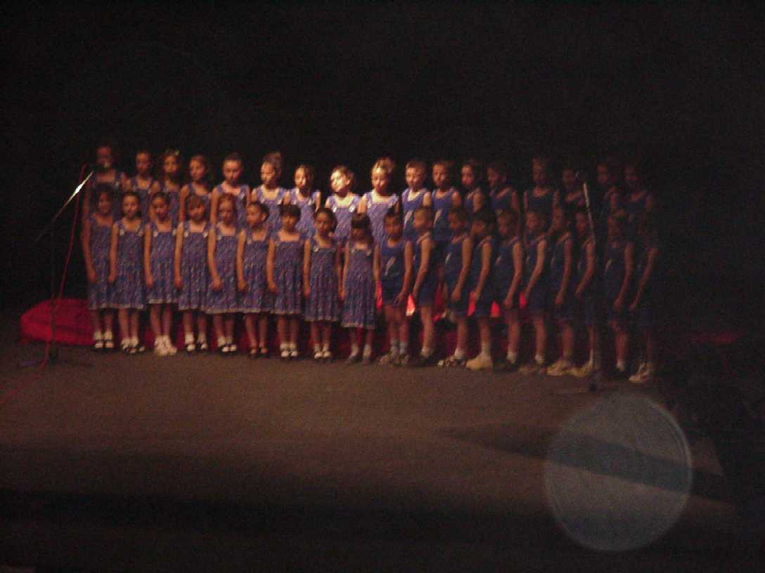 school_concert.jpg, 48942 bytes, 7/3/01