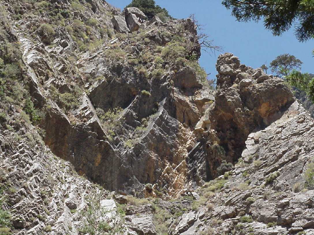 somaria_gorge9.jpg, 163072 bytes, 7/3/01